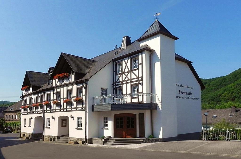 Gaestehaus Freimuth 메세니흐 외부 사진